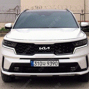 쏘렌토 중고 가격 쏘렌토 하이브리드 중고 쏘렌토 중고차 2023년식 12,641km HEV 1.6 2WD 프레스티지 수원중고차