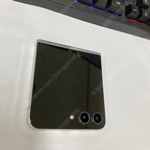 204372 KT 갤럭시Z플립5 화이트 외관깔끔 256GB 무잔상 + 베젤이나감 +기능정상 =27만 부천