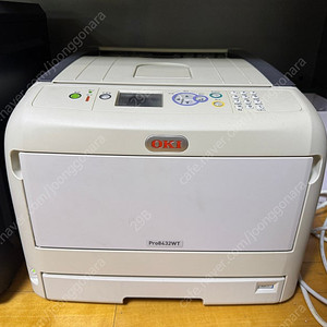 OKI Pro8432WT (립, 고온평판프레스 포함) 판매합니다. Pro8432