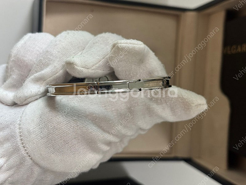 불가리 비제로원 뱅글시계 블랙판 (마지막 가격내림)--2