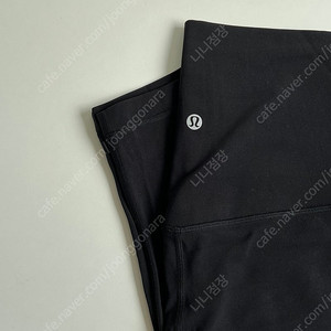룰루레몬 LULULEMON 얼라인 레깅스 블랙 기본 (새 상품)