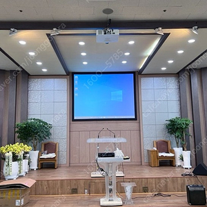 "가성비 갑~!!!"ㅡ히타치 6000안시 중고빔프로젝터 (교회, 대회의실, 강의실, 업소용)