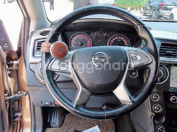 @16년식 더 뉴코란도 스포츠 2.2 4WD CX7 익...--9
