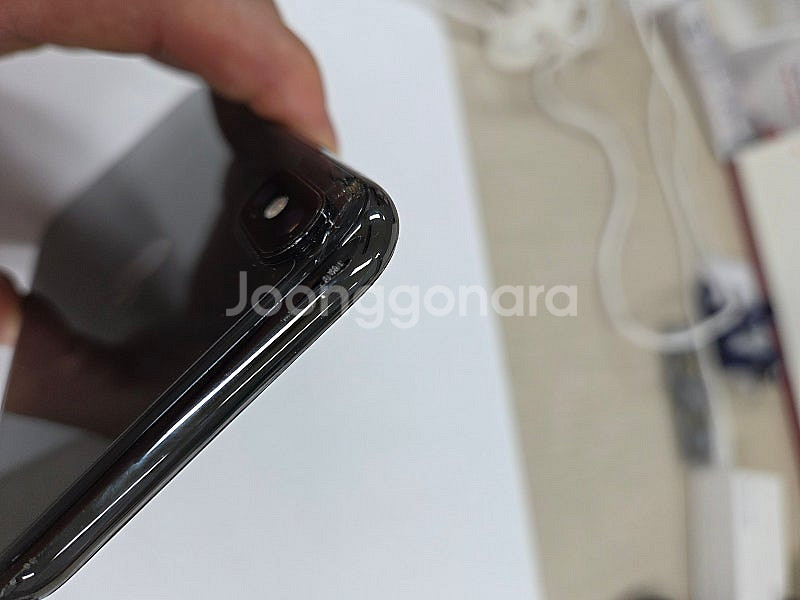 아이폰XS MAX 스페이스그레이 256GB A-급 팝니...--3