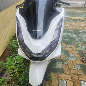 pcx125 22년식 팔아요