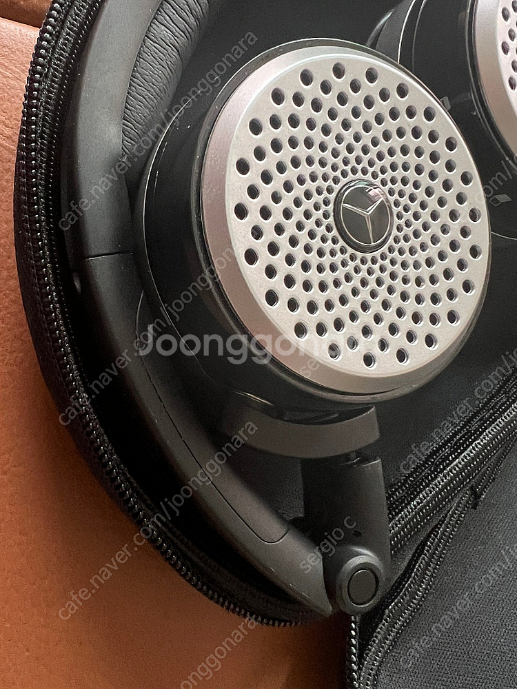 벤츠 s클래스 W222 후석 리모콘과 헤드셋 팝니다--3