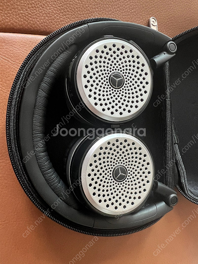 벤츠 s클래스 W222 후석 리모콘과 헤드셋 팝니다--5