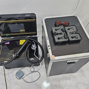 레이저토닝 기기입니다 새것입니다