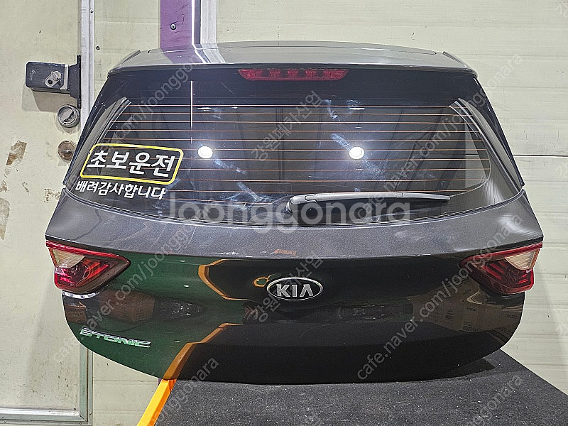 [GW] 스토닉 2019년 빽도어 트렁크도어 플라티늄그...--0