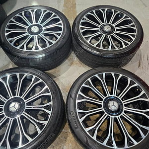 W222 벤츠S클래스 S560 롱바디 마이바흐 20인치 순정 휠타이어 판매합니다