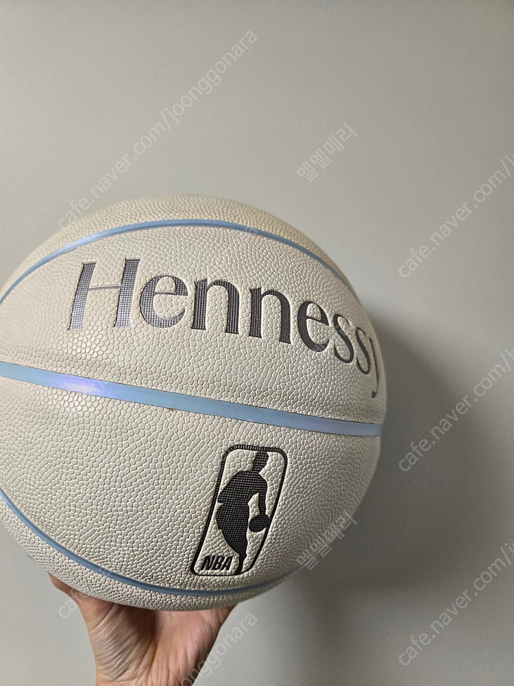 헤네시(hennessy) nba 농구공 이미지