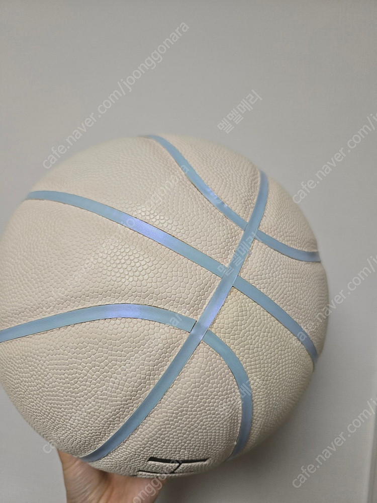 헤네시(hennessy) nba 농구공 이미지