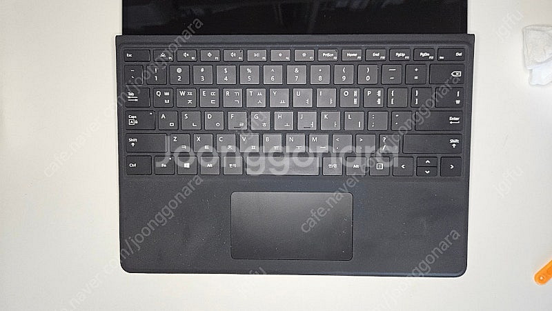 서피스 프로8 i5 8gb/128gb 팝니다--2