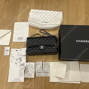 샤넬 클래식 미디움 은장 캐비어