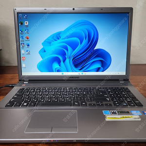 (택포)삼성 17인치 nt550 노트북 i7-3세대+GT650+SSD240GB 팝니다.
