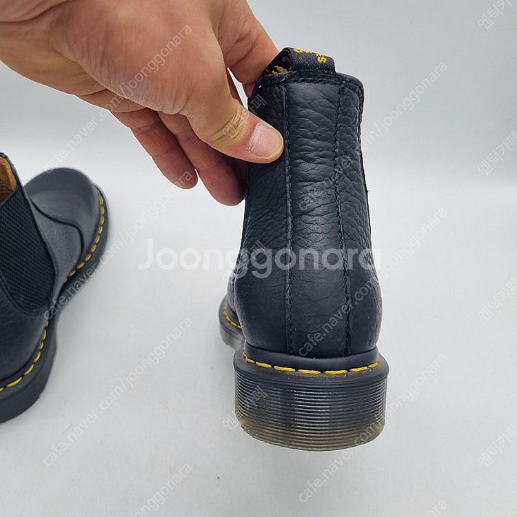 닥터마틴 2976 앰버서더 블랙 여성 240mm--7