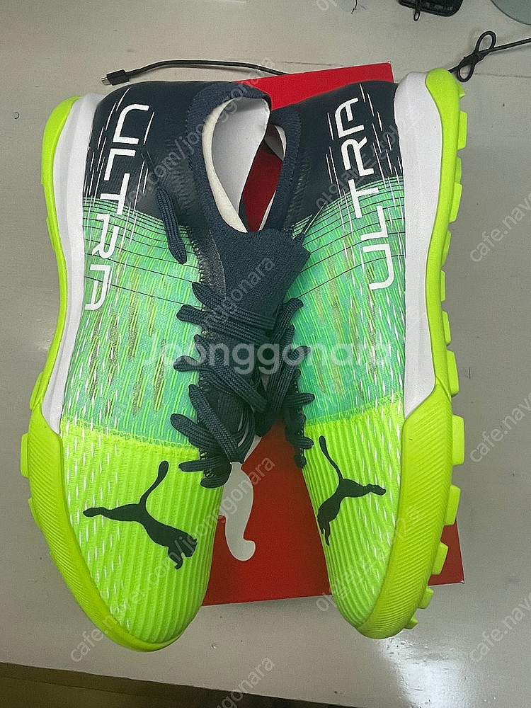 [275] 푸마 울트라 3.3 TT/TF 풋살화 275 미실착 새제품--2