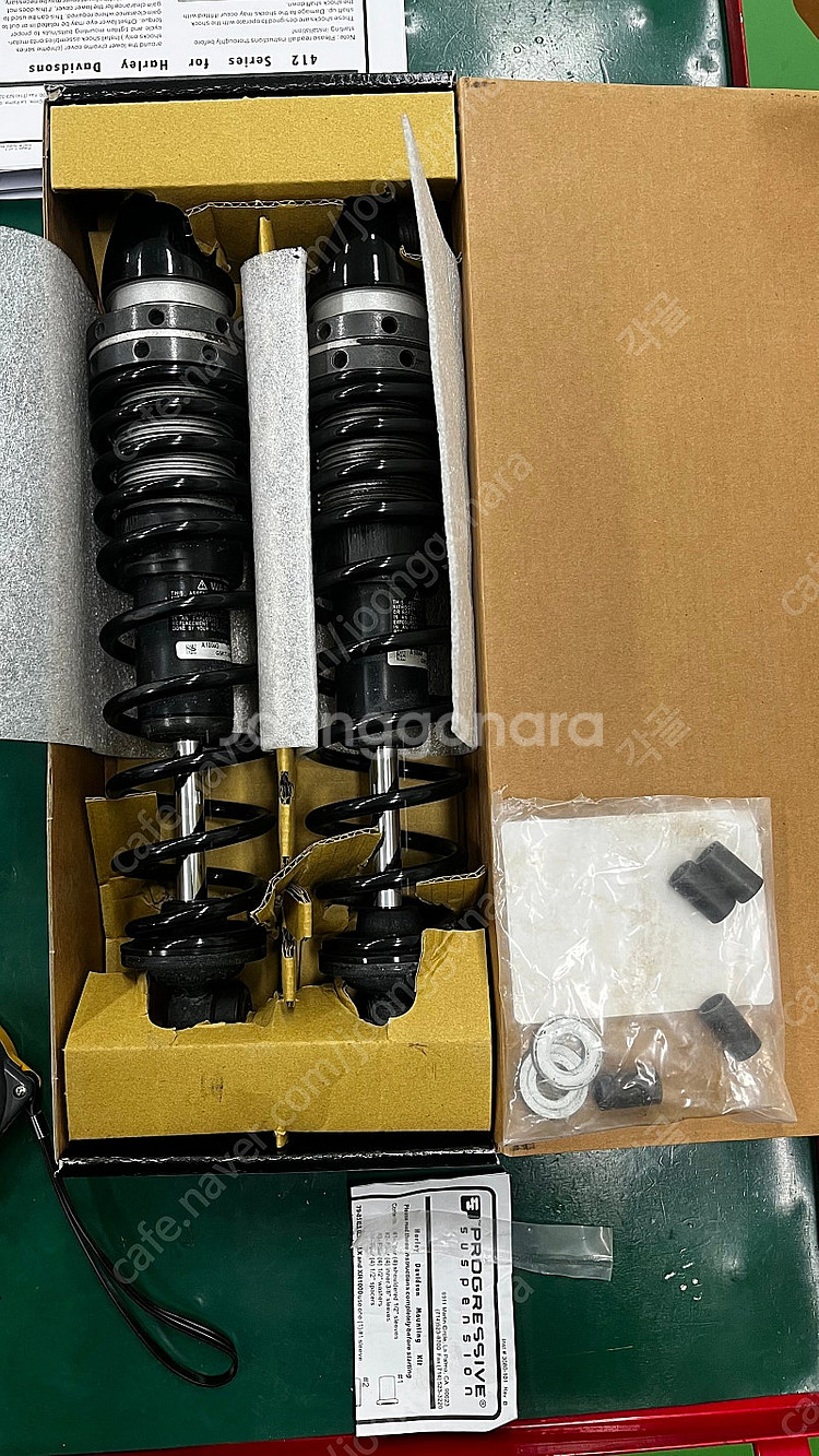 할리데이비슨 아이언883 18년식 순정 쇼바--1