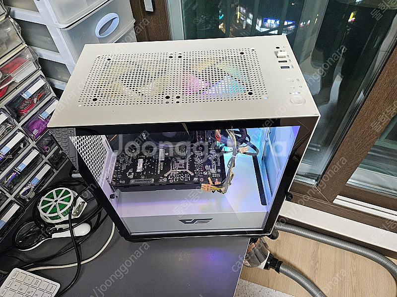 (부산직거래만) 게이밍 컴퓨터본체 라이젠 7-1700G...--0
