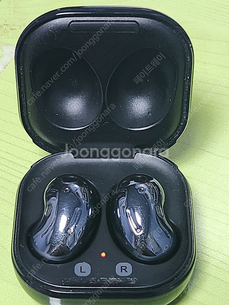 갤럭시 버즈 라이브 블랙--1