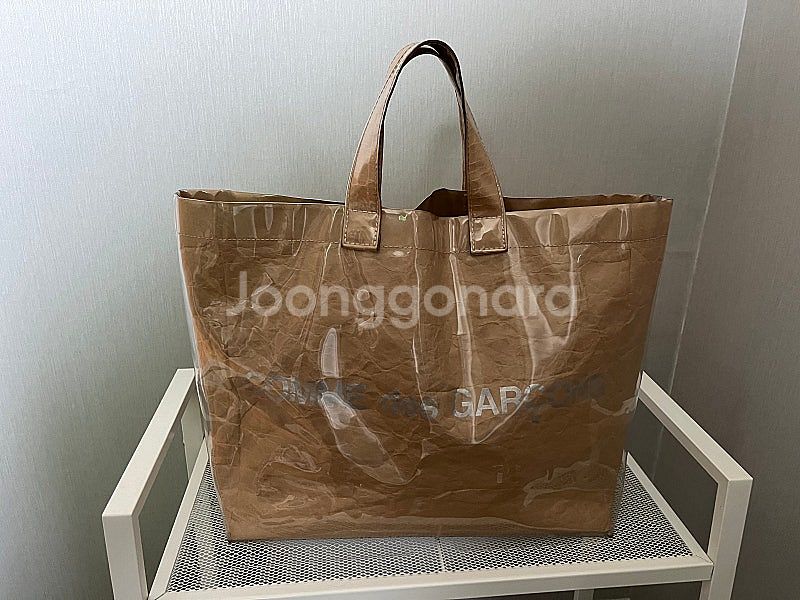 꼼데가르송 pvc 가방 판매합니다--0