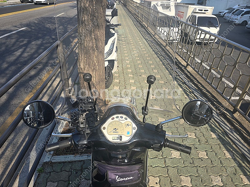 베스파 LX125 i-get 19년식 차량판매합니다.--1