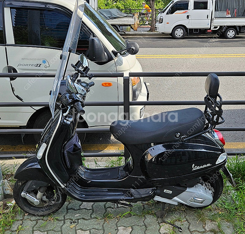 베스파 LX125 i-get 19년식 차량판매합니다.--9