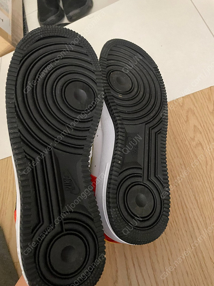 나이키 에어포스1 로즈웰 레이건스 us8(260) 이미지