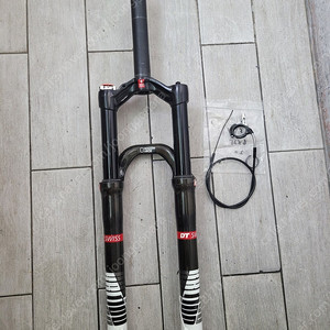 DT Swiss 26인치 자전거 MTB 서스펜션 포크