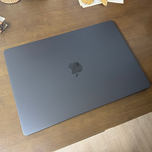 m4 맥북 프로 16형 24gb 512gb 거의 새것 사이클 3회