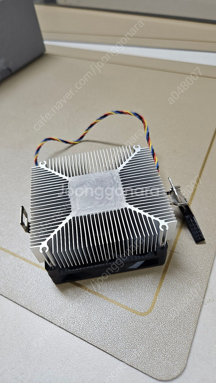 AMD 애슬론 200GE CPU + 기본쿨러 / 배송비...--5