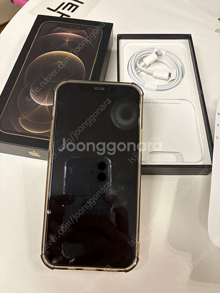 아이폰12pro 256기가 풀박, 골드 A급 판매합니다...--1