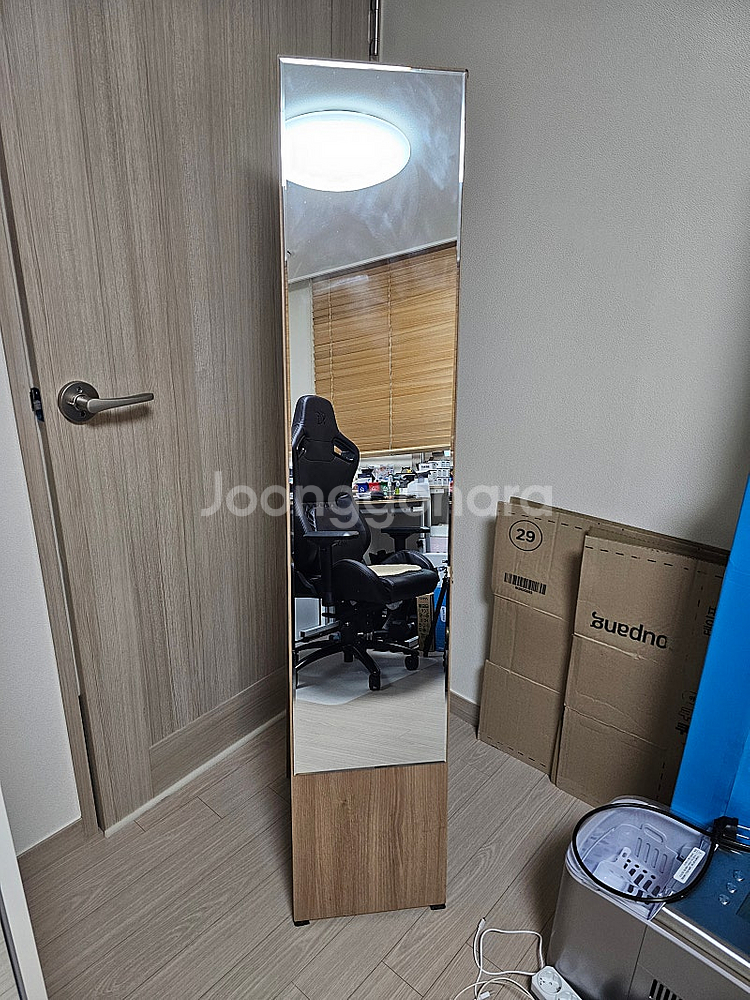 우드 스탠드 전신 거울 의정부 민락동 직거래로 26,0...--0