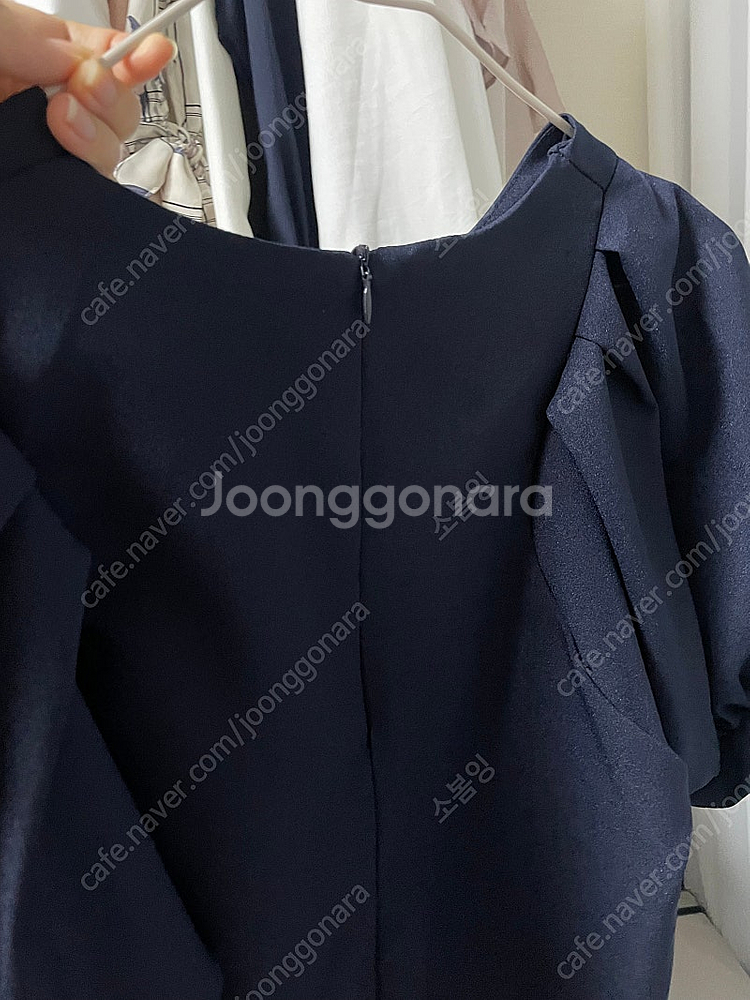 난닝구 퍼프소매 블라우스--1