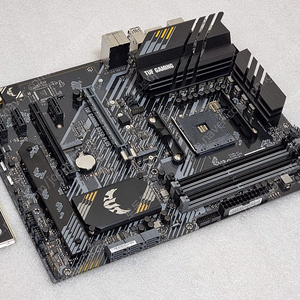 ASUS TUF Gaming B550-PLUS 팝니다.