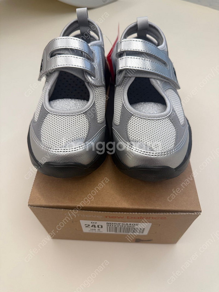 뉴발 브리즈 실버 240 nbrjfs440s--0