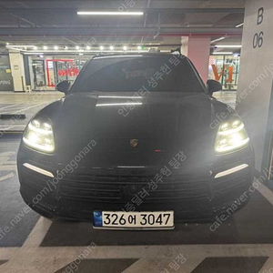 포르쉐 카이엔 중고 포르쉐 중고 카이엔 하이브리드 중고 검정색 2019년식 49,767km 3.0 E-하이브리드 법인차 구매가능