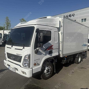 냉동탑차 중고 냉동탑차 2.5톤 중고차 흰색 2025년식 1,825km 2.5톤 중고자동차