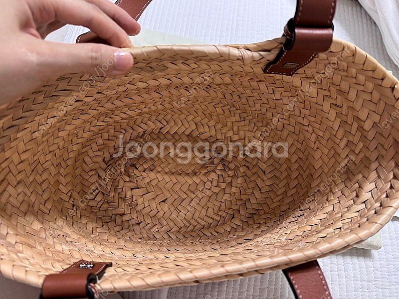 로에베 라탄백 스몰--1