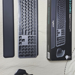 mx keys combo 팔아요