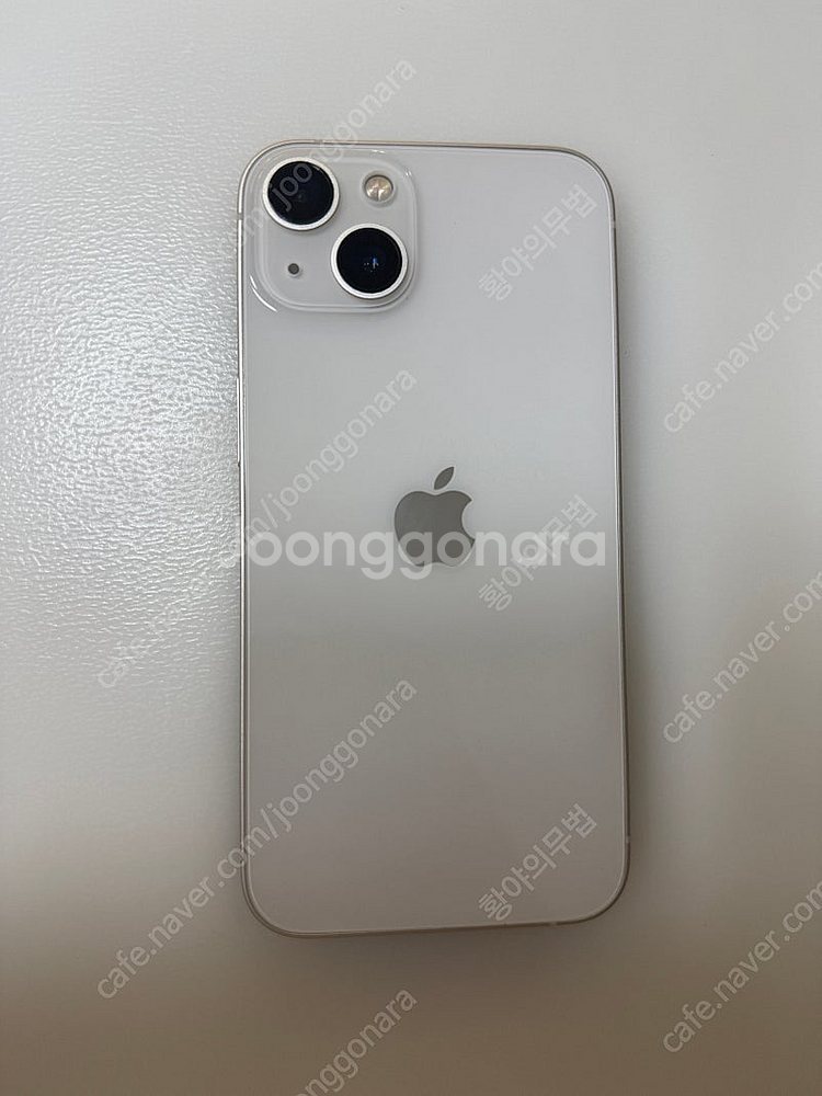 아이폰13 화이트 128GB 팝니다.(배터리98%)--2