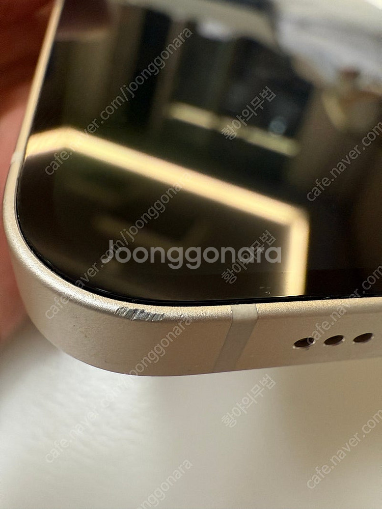 아이폰13 화이트 128GB 팝니다.(배터리98%)--7