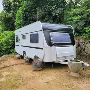 카라반(에어컨 냉장고 보일러 전자랜즈 티브)판매 땅도 별도 판매 계곡접 도로접 전기있음 전망좋음 저수지상류 매매가상담