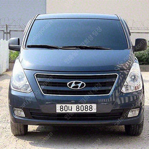 스타렉스 5밴 중고차 그랜드 스타렉스 중고 차 파란색 2017년식 69,318km 5인승 모던 수원중고차