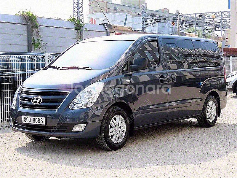 스타렉스 5밴 중고차 그랜드 스타렉스 중고 차 파란색 2017년식 69,318km 5인승 모던 수원중고차--2