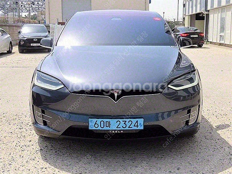 회색 테슬라 모델X 중고 테슬라 중고 P100D 중고자...--0