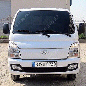 중고트럭 매매 중고화물차매매 흰색 2022년식 88,453km 1.0톤/슈퍼캡/초장축/(CRDi) 스마트 중고차구매