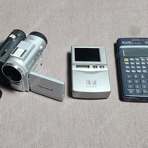 샤프 뷰캠Z 6mm 캠코더 카메라 & FM/AM 라디오 TV & 공학용 계산기