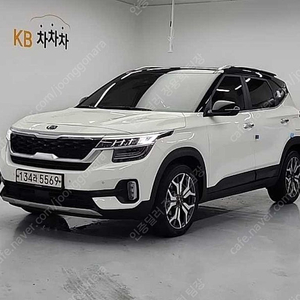셀토스 중고차 셀토스 중고 가격 중고 셀토스 기아중고차 흰색 2021년식 63,936km 디젤 1.6 2WD 시그니처 중고차 구입대행