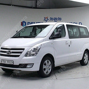 스타렉스 중고 그랜드 스타렉스 중고차 흰색 2016년식 12인승 왜건 4WD 모던 수원중고차